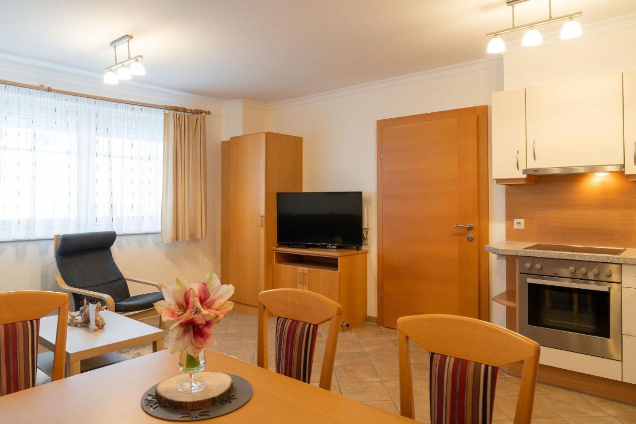 Vive Diem Haus im Ennstal Exterior foto