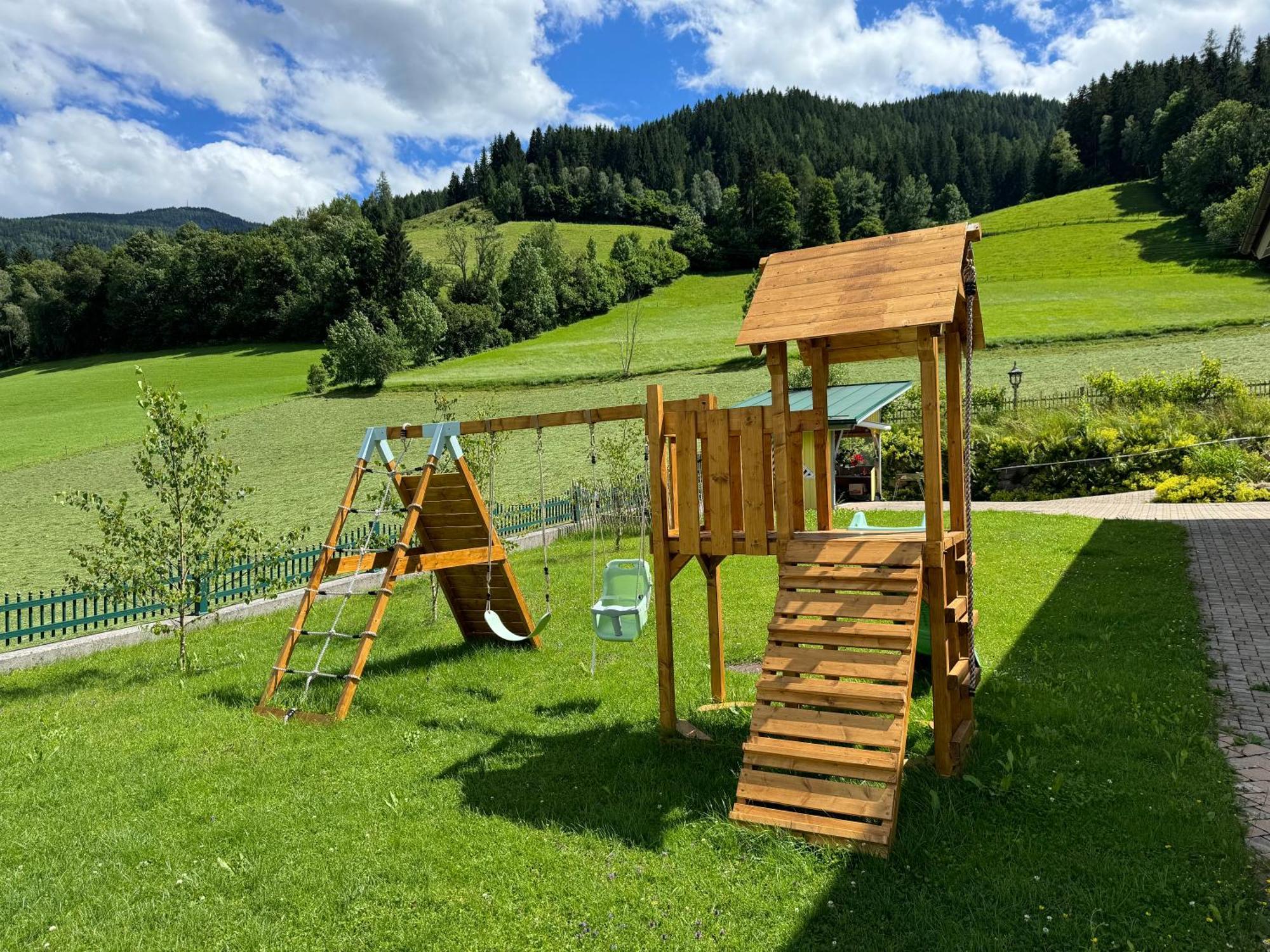 Vive Diem Haus im Ennstal Exterior foto