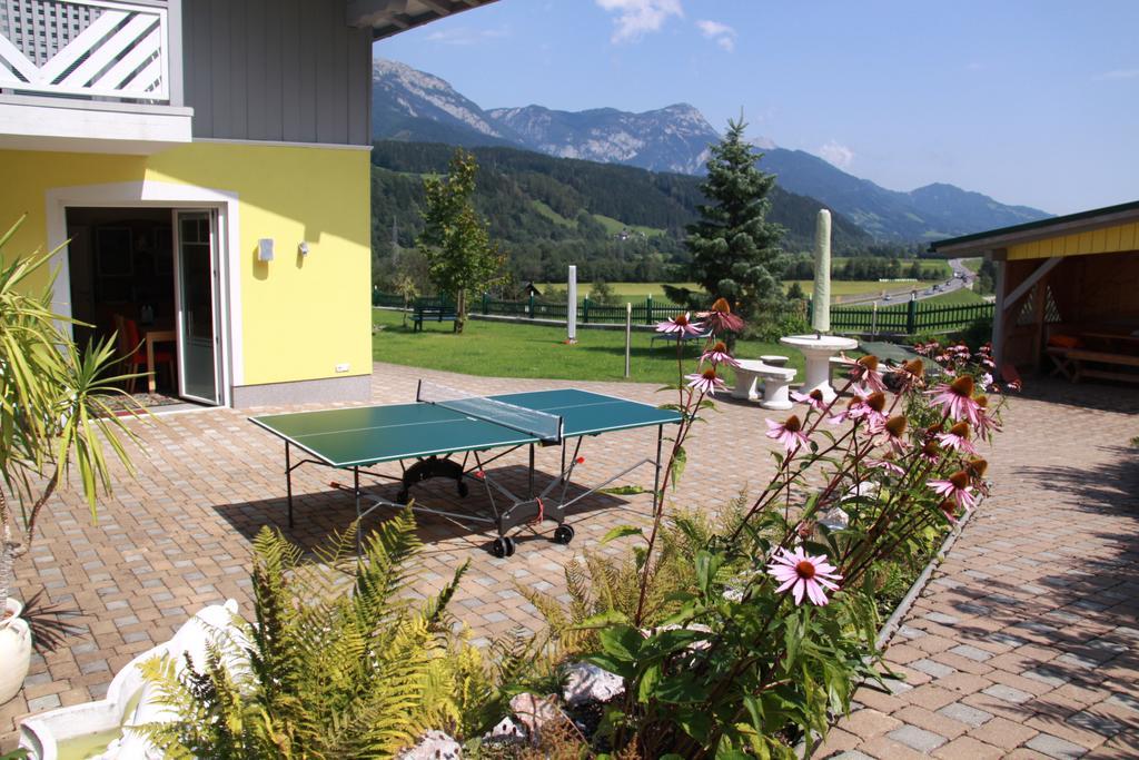 Vive Diem Haus im Ennstal Exterior foto