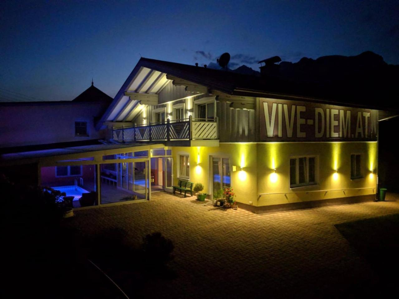 Vive Diem Haus im Ennstal Exterior foto